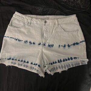 Ava & Viv acid wash jean shorts Plus Size 20W
